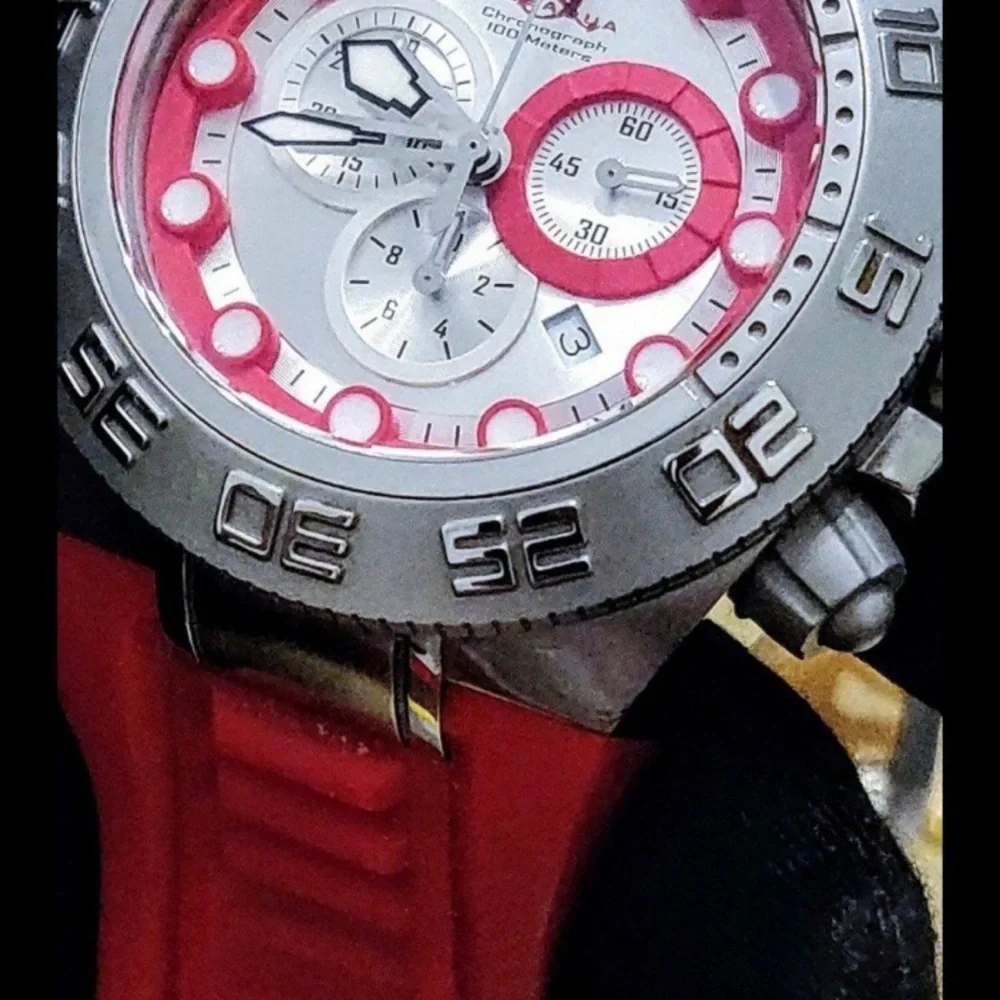 Invicta Subaqua Sporty Red Swiss Chrono Men's Watch